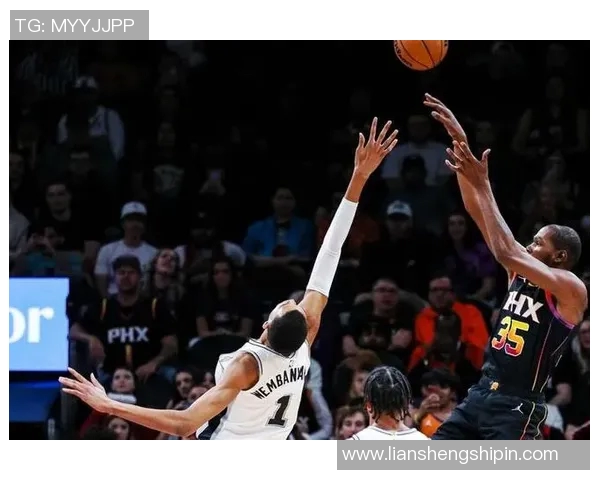 马刺首败：太阳三分雨42%外线命中率制胜，篮板争夺与失误控制成关键